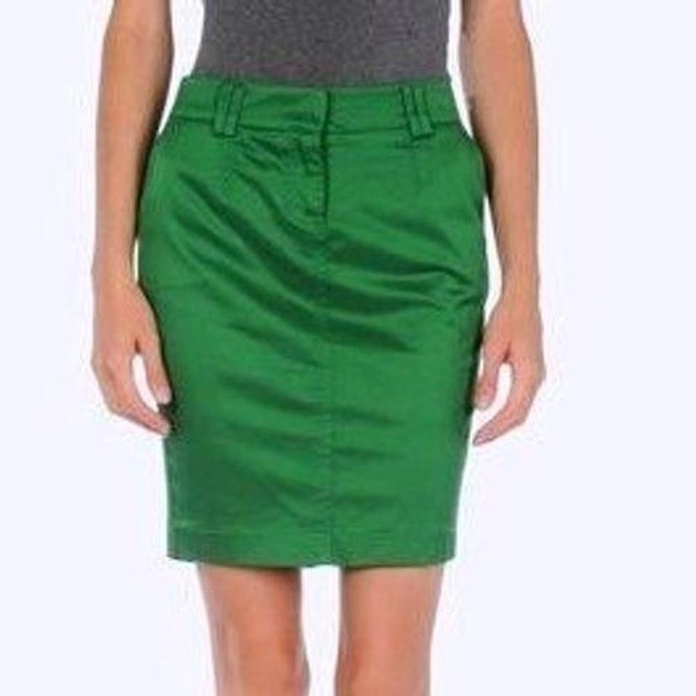 NWT $585‎ Atos Lombardini mini skirt. It 42 US 6